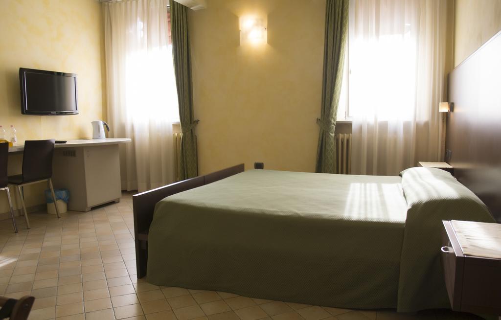 Affittacamere Il Pagliericcio Ferrara Buitenkant foto
